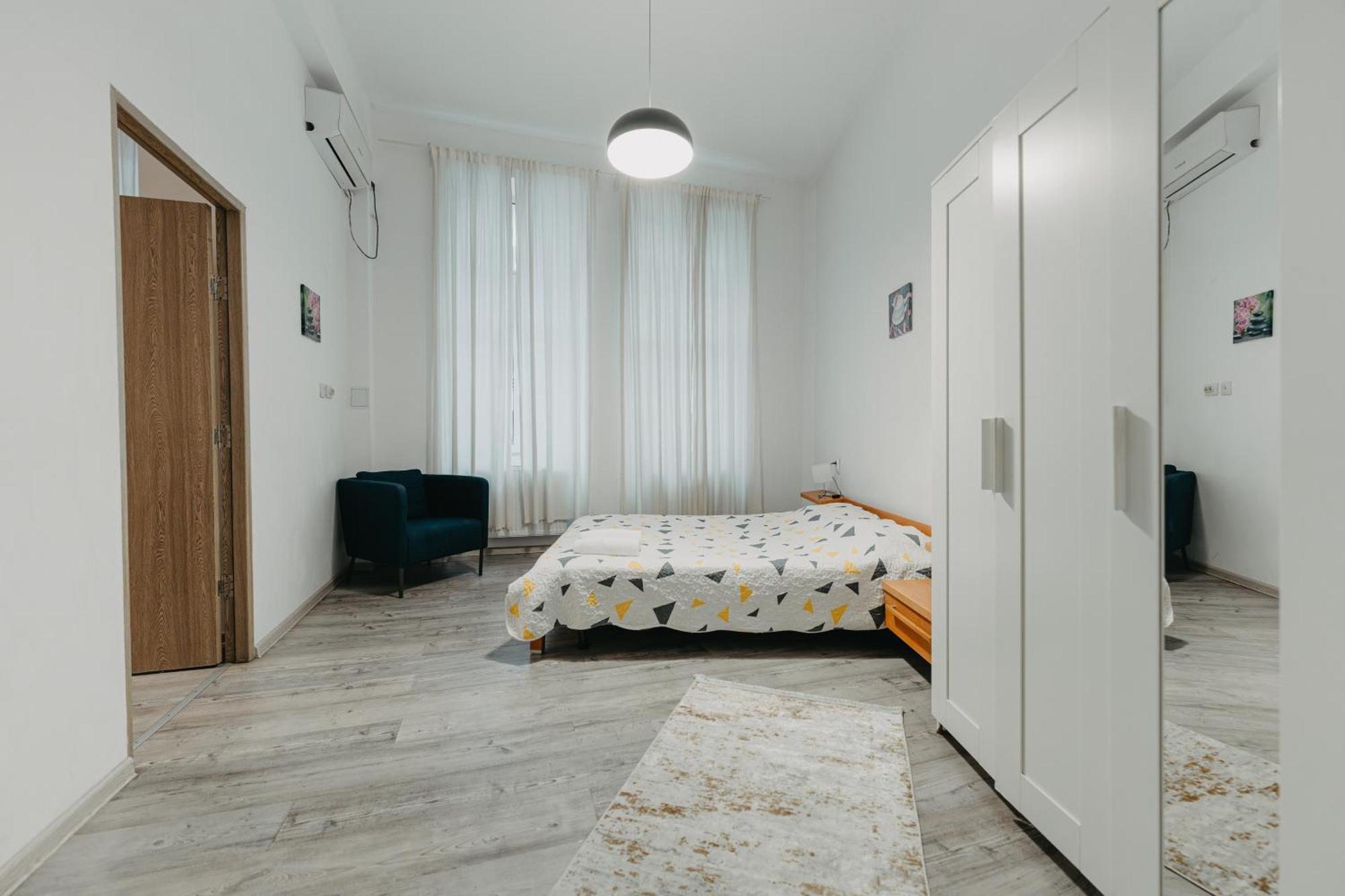 Piata Amzei Nr.1 Apartment