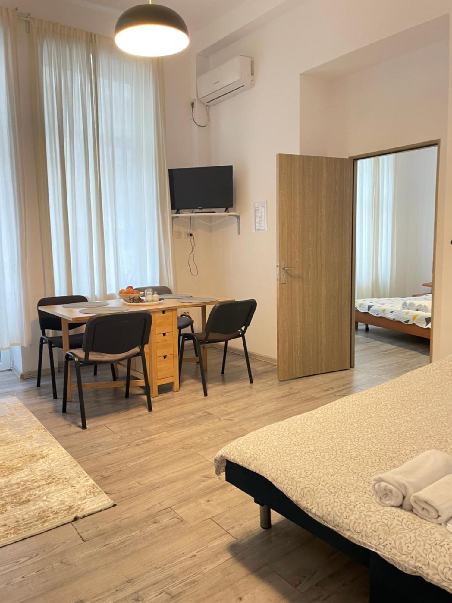 Piata Amzei Nr.1 Apartment